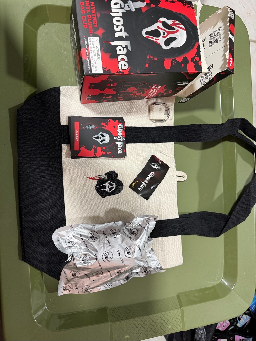 Ghost Face Bundle Tote & Original bag clip